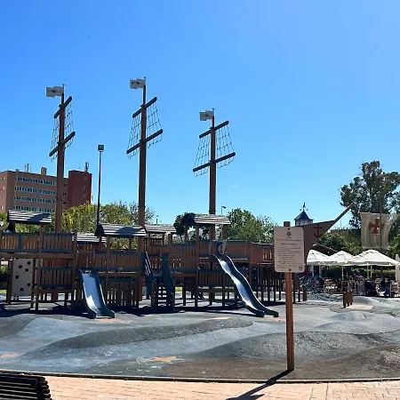 Castillo Malaga Paradaise 3 Lägenhet *