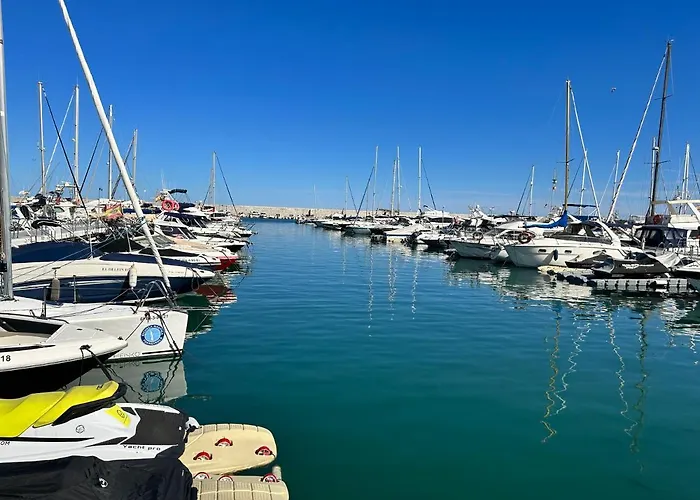 Castillo Malaga Paradaise 3 *