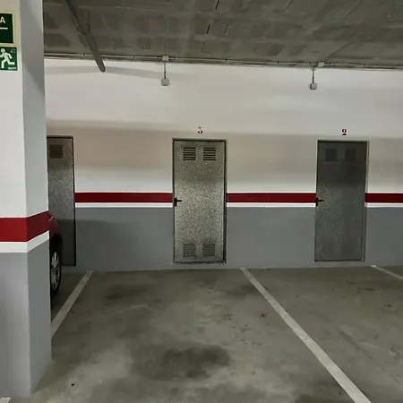 Apartman Castillo Malaga Paradaise 3 *