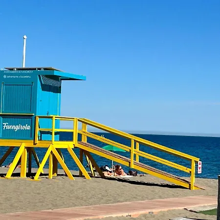 Castillo Malaga Paradaise 3 * フエンヒロラ