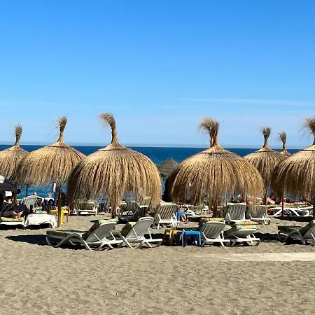 Διαμέρισμα Castillo Malaga Paradaise 3 *