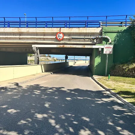 Διαμέρισμα Castillo Malaga Paradaise 3 *