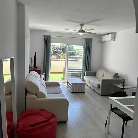 Castillo Malaga Paradaise 3 Fuengirola