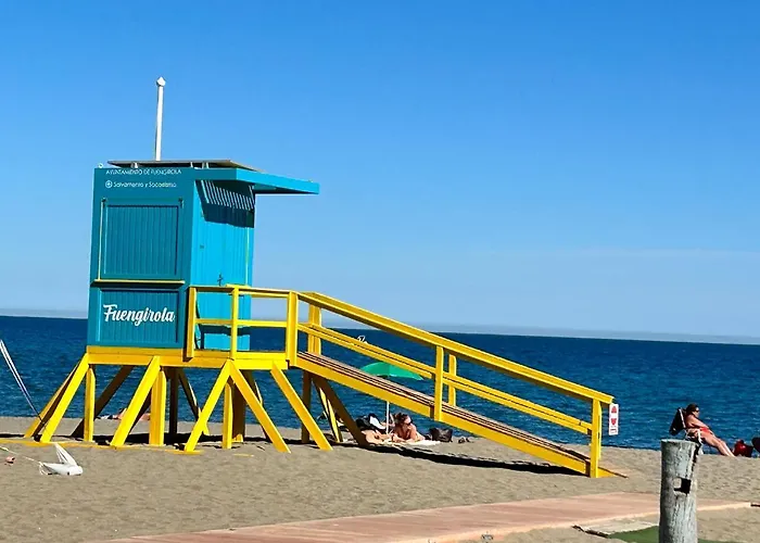 Castillo Malaga Paradaise 3 * פואנגירולה